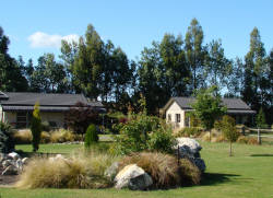 Blue Mountain Cottages near Te Anau